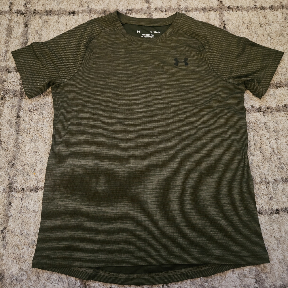 Under Armour MeDark Green Short Sleeve Tee